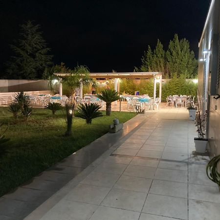 B&B Italia Carmiano  Exterior photo