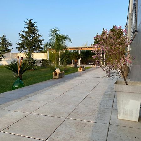 B&B Italia Carmiano  Exterior photo